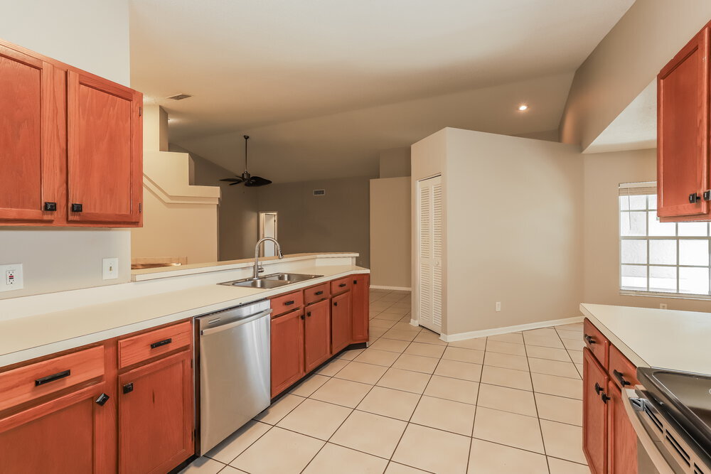 Building Photo - 1521 Vernon Ct