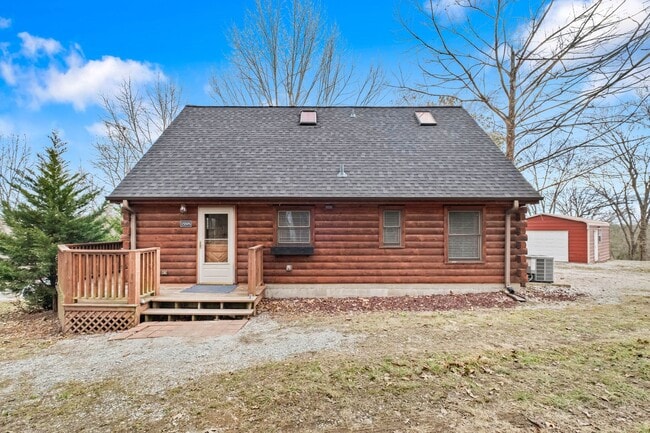 Building Photo - Peaceful 3BR Home with Wrap Around Patio | Lake Access within walking distance