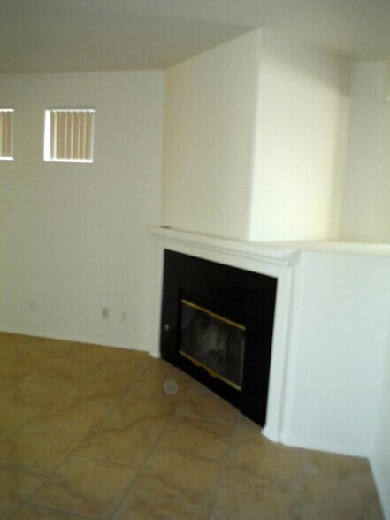 Building Photo - 44218 Amethyst St