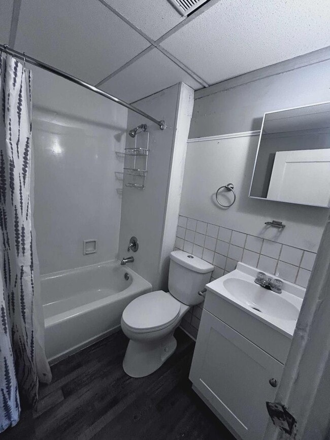 Building Photo - 1330 Louisiana Ave NW