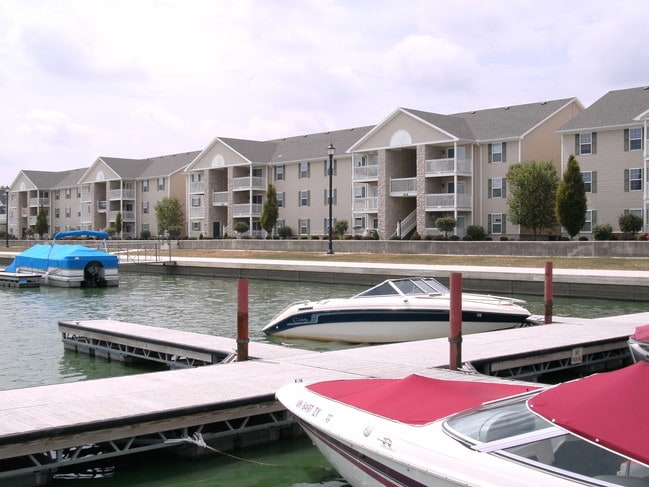 Boat Docks - Westlake Village
