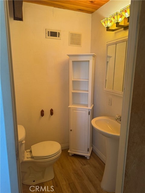 Building Photo - 32395 Scandia Dr