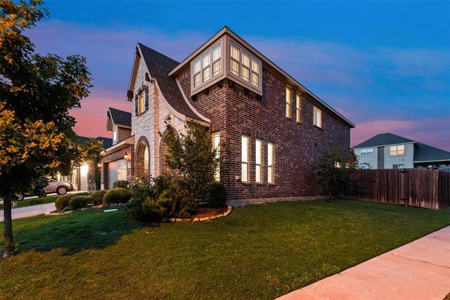 Building Photo - 500 Lakeview Dr