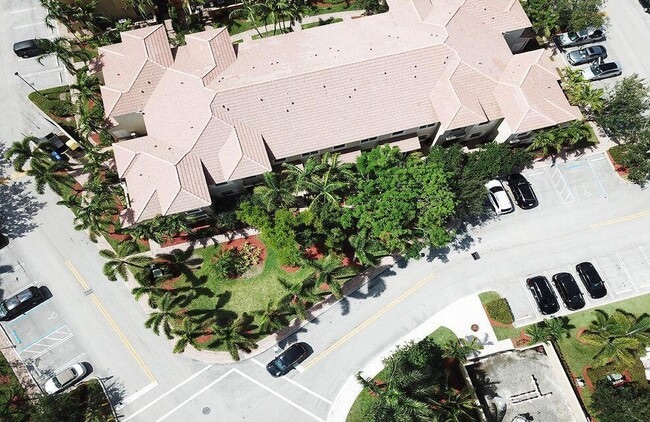 Building Photo - 400 Lake Monterey Cir