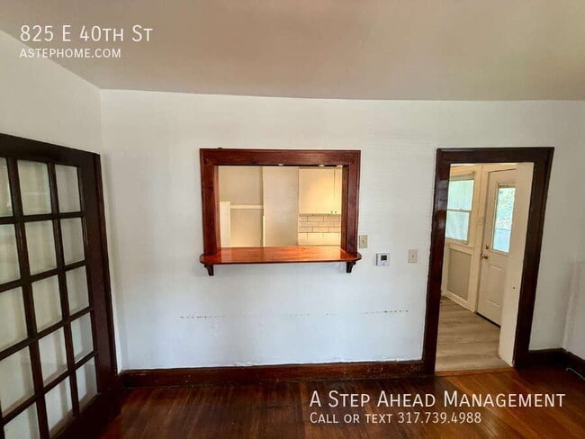 Building Photo - 825 E 40th St