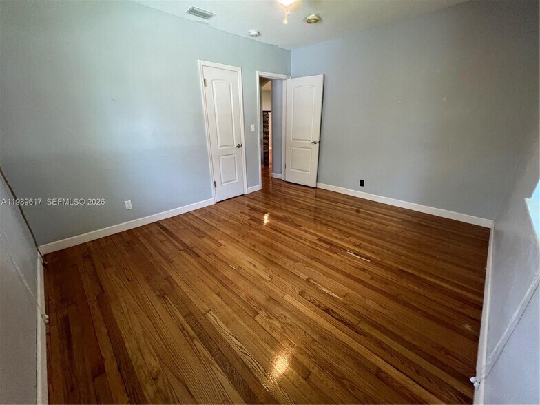 Building Photo - 432 Palmetto Dr