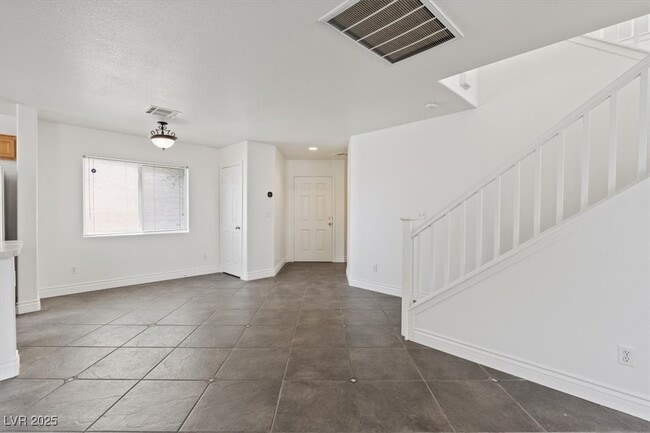 Building Photo - 1676 Victor Hugo Ln