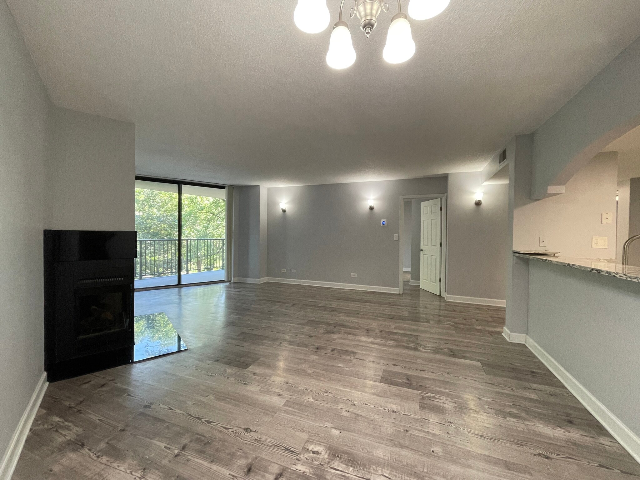 Building Photo - 509 Aurora Ave