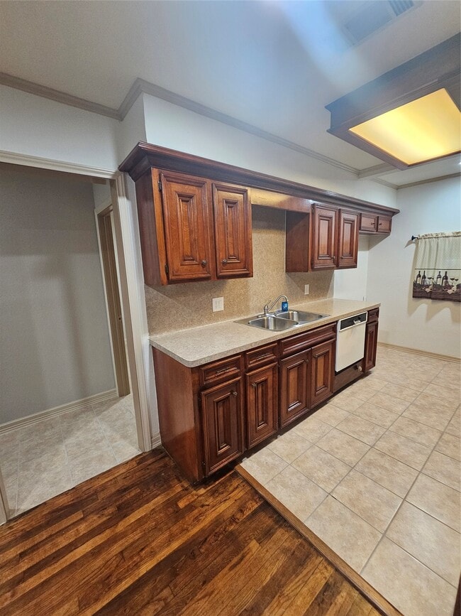 Building Photo - 10230 Pillot St