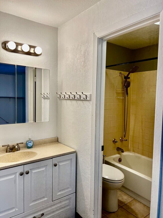 Building Photo - Beautiful Ranch Home in Briargate! Spend t...