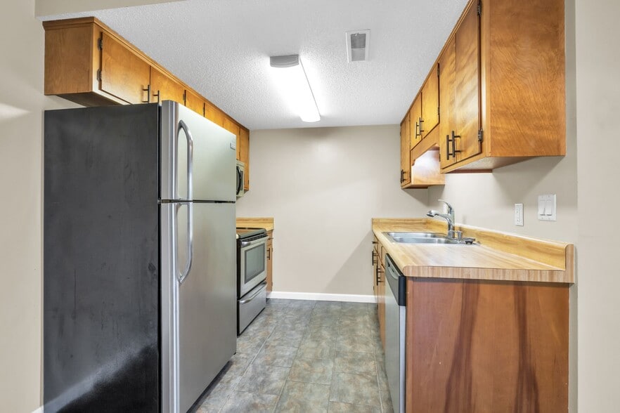 stainless appliance package - 3634 Monte Vista Dr
