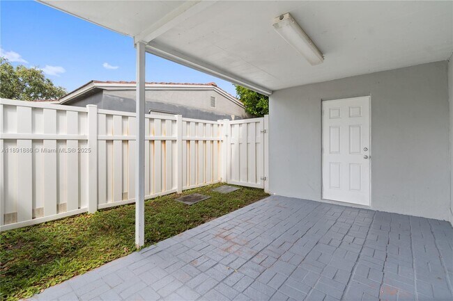 Building Photo - 301 NW 53rd Ct