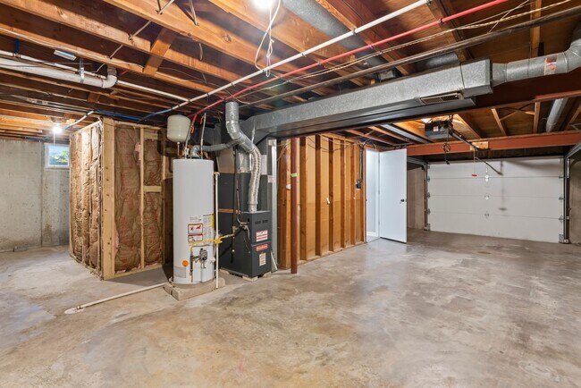 Building Photo - Modern Comfort in Independence, MO – 3-Bedroom Duplex! $1295.00