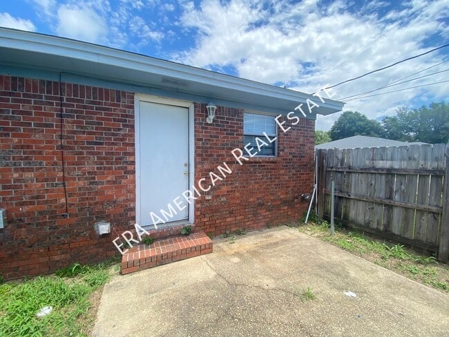 Building Photo - 3354 La Leyenda Ct
