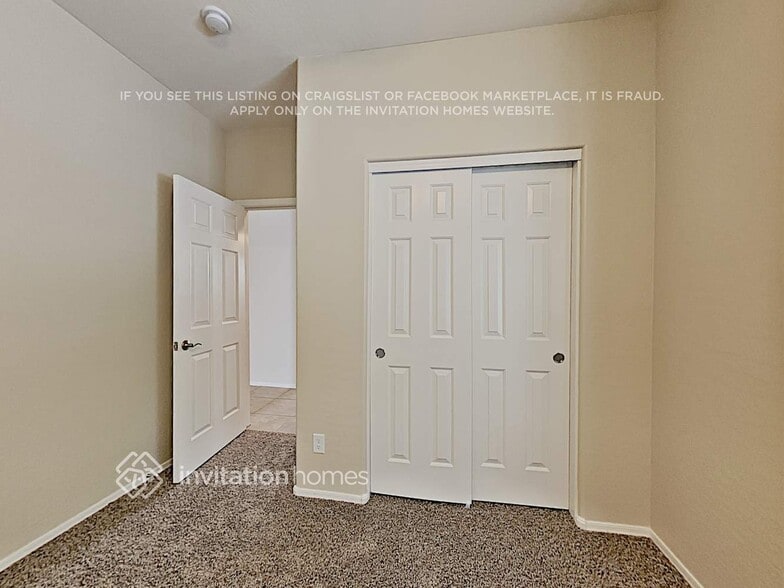 Building Photo - 17755 W Maui Ln