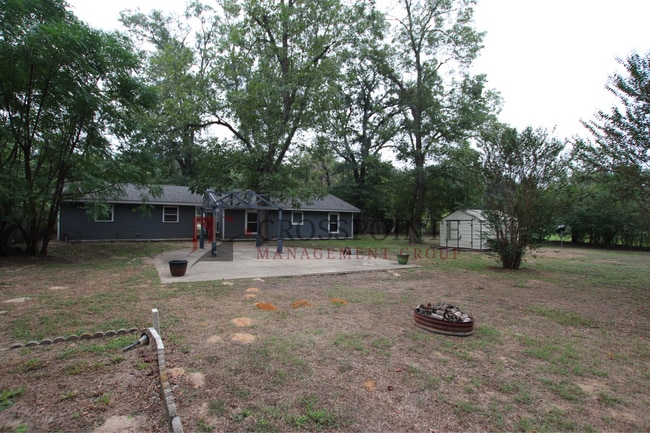 Building Photo - 2 Bedroom 1 Bath Single Family Home in Lindale ISD!