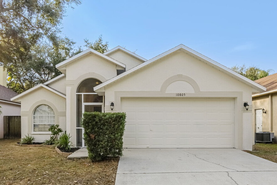 Primary Photo - 10805 Kenbrook Dr