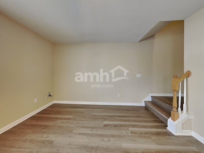 Building Photo - 129 Midwood Rd