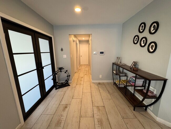 Building Photo - 21356 Sonesta Way