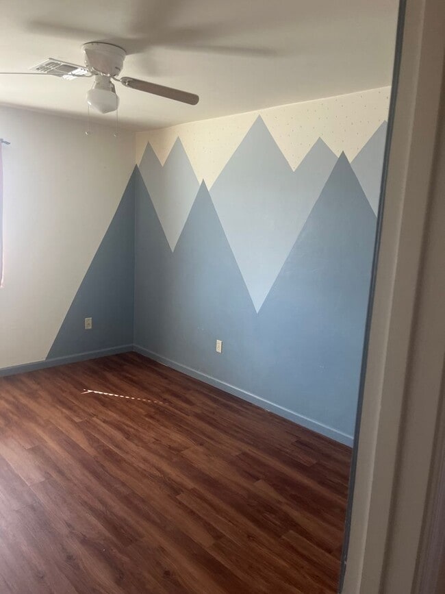 Building Photo - 8342 S Hunnic Dr