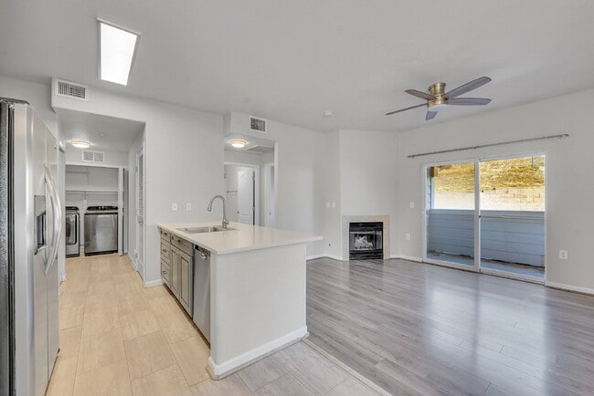 Building Photo - $1,795.95 - $300 OFF First Month's Rent , 1 Bedroom, 1 Bathroom, Condo in Arvada with Washer and ...