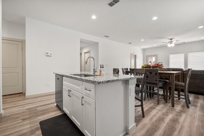 Building Photo - 2311 149th St