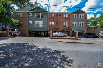 Building Photo - West Place Condo N/M
