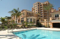 Building Photo - 505 Mandalay Ave