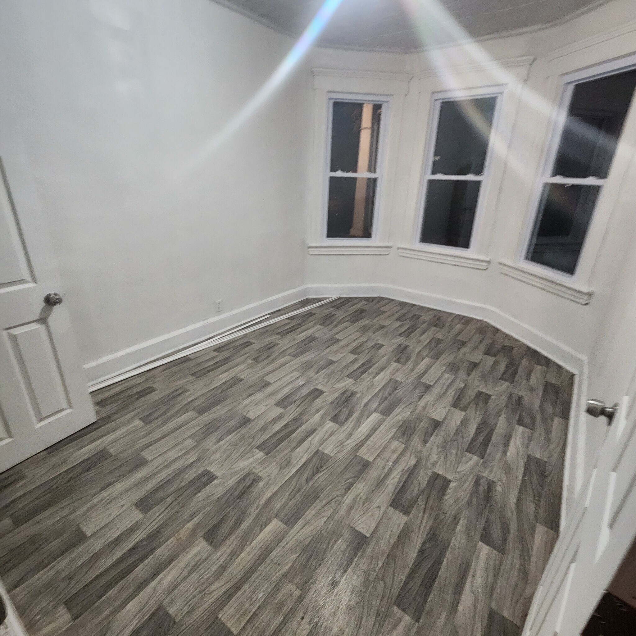 Building Photo - 117 Parker Ave