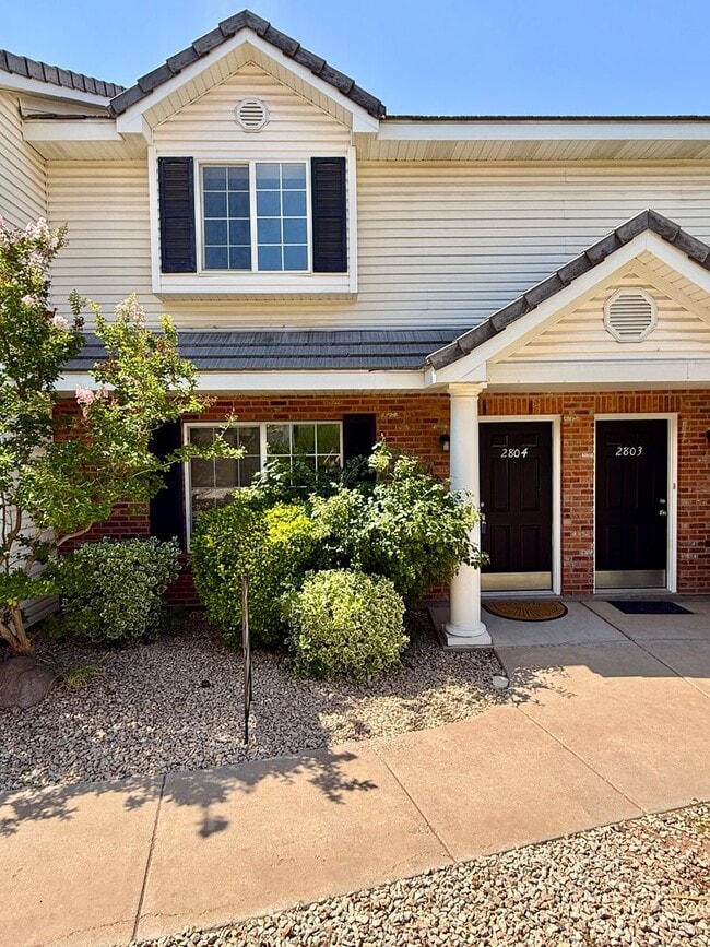 Primary Photo - Redone Lexington Hills Townhome