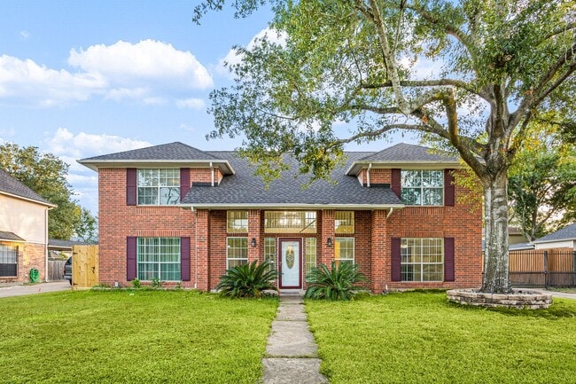 Building Photo - 18311 Oak Hampton Dr