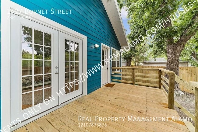 Building Photo - 1427 Burnet St