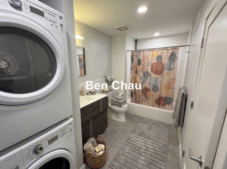 Building Photo - 44 Medford St