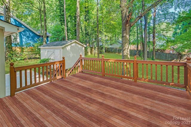 Building Photo - 5806 Katrine Ct