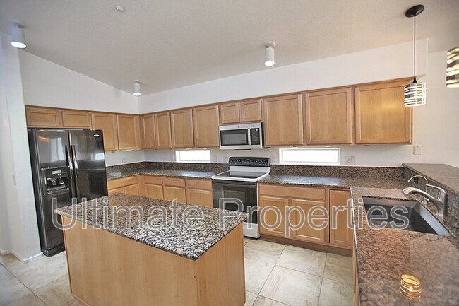 Building Photo - 15313 N 104th Way