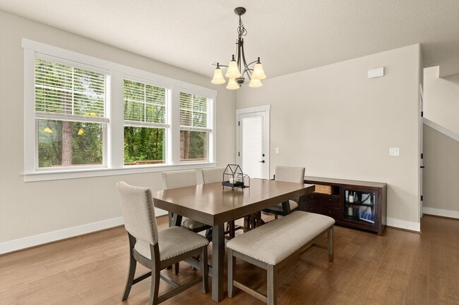 Building Photo - GORGEOUS SHERWOOD 3 BED/2.5 BATH+ OFFICE O...