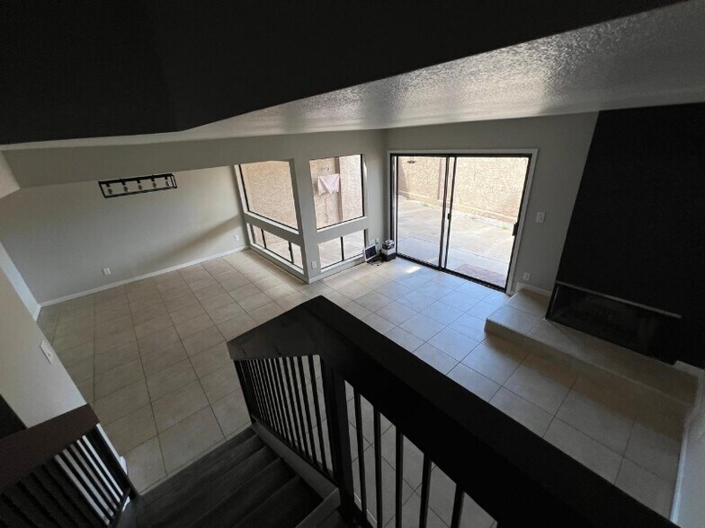 Building Photo - 3030 Hayden Rd