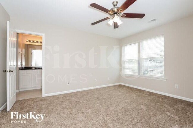 Building Photo - 5793 Midstream Cir