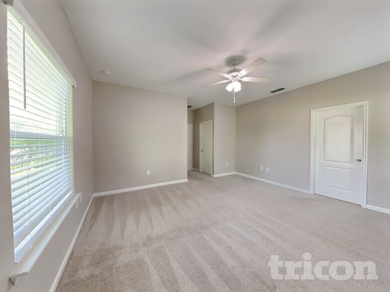 Building Photo - 38 Athens Dr