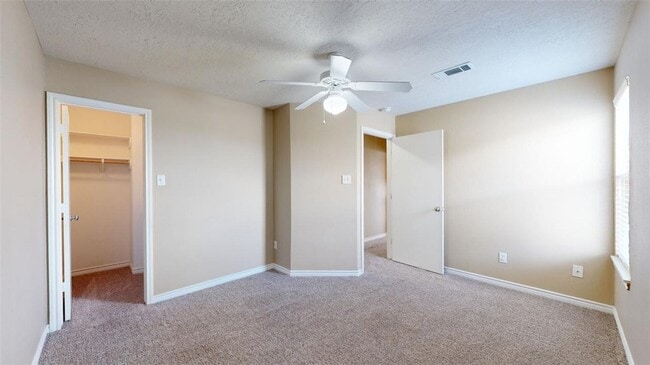 Building Photo - 4023 Southern Trace Dr