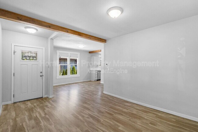 Building Photo - 1836 E 10th Ave