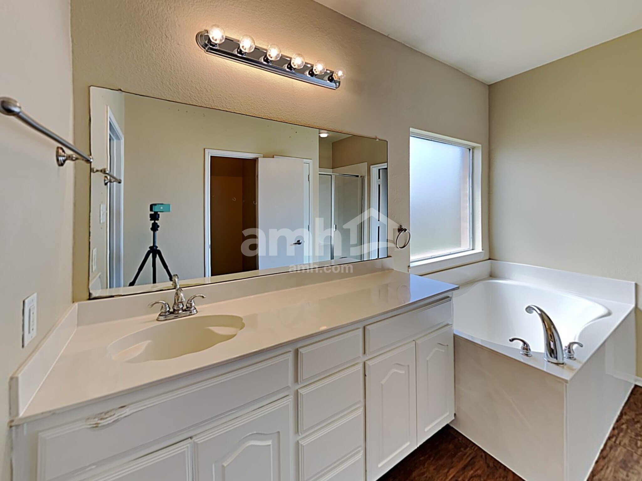 Building Photo - 1224 Dianthus Dr