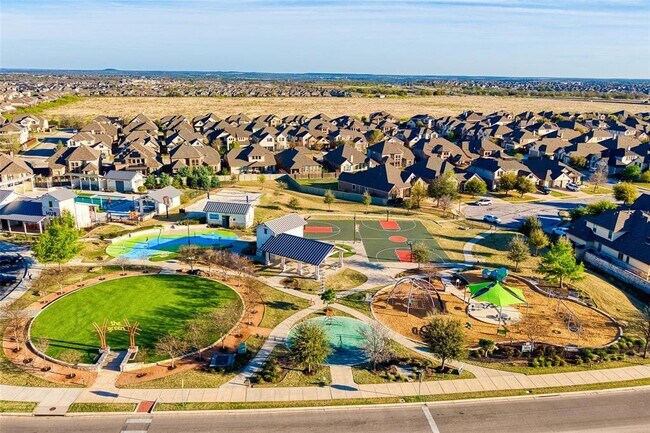 Building Photo - 501 Peace Dr