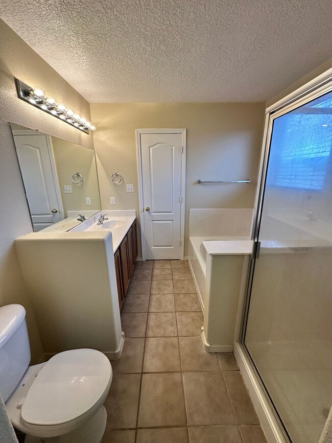Building Photo - 760 Bear Grass Ct SW