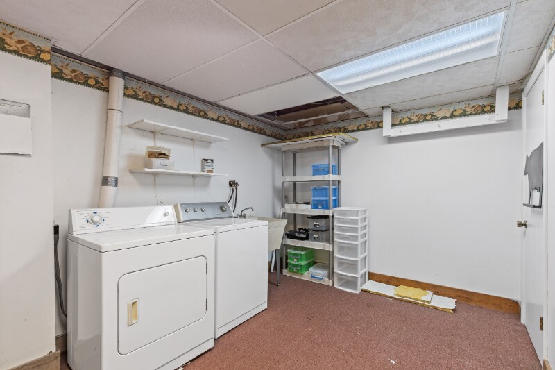 Building Photo - 1447 Beverly Dr