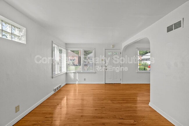Building Photo - 6605 Barken Ave
