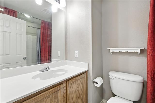 Building Photo - 6012 Parkplace Dr