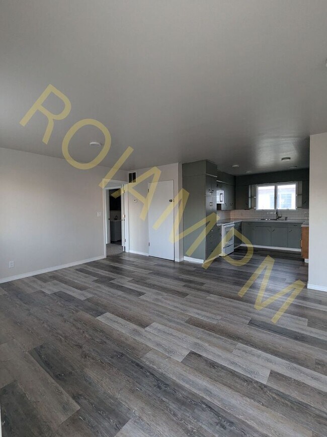 Building Photo - Charming 4-Bed 2-Bath house in Buhl