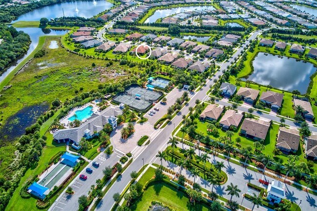 Building Photo - 12232 Marsh Pointe Rd