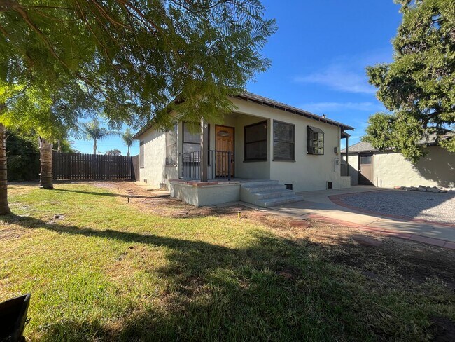 Building Photo - Single-Story 2-Bedroom Home in Calimesa!